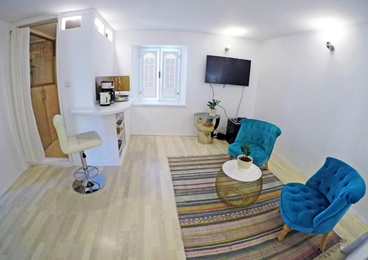 Swan City Apartment & Room Šibenik Dış mekan fotoğraf